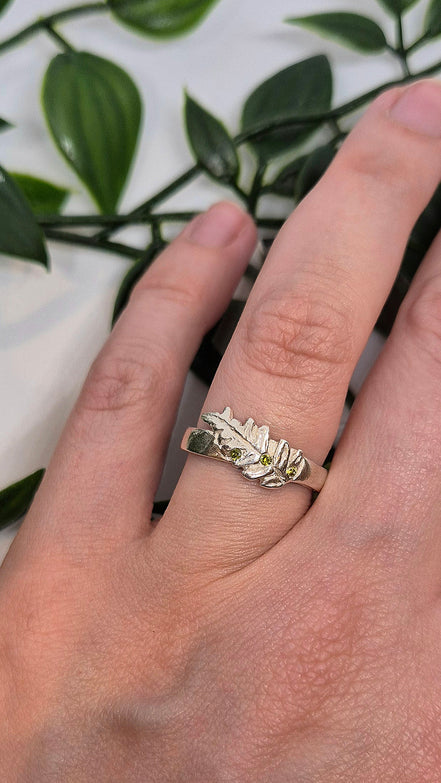 A Fresh Breeze of Nature - Fern leaf ring, peridot silver ring